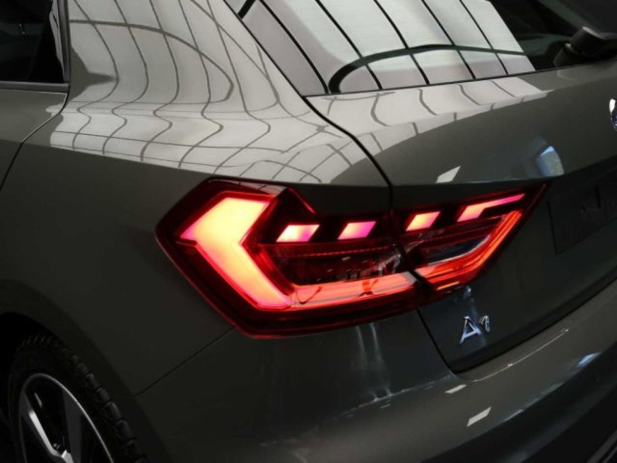 Audi A1 Sportback 30 TFSI S tronic S line edition (19)