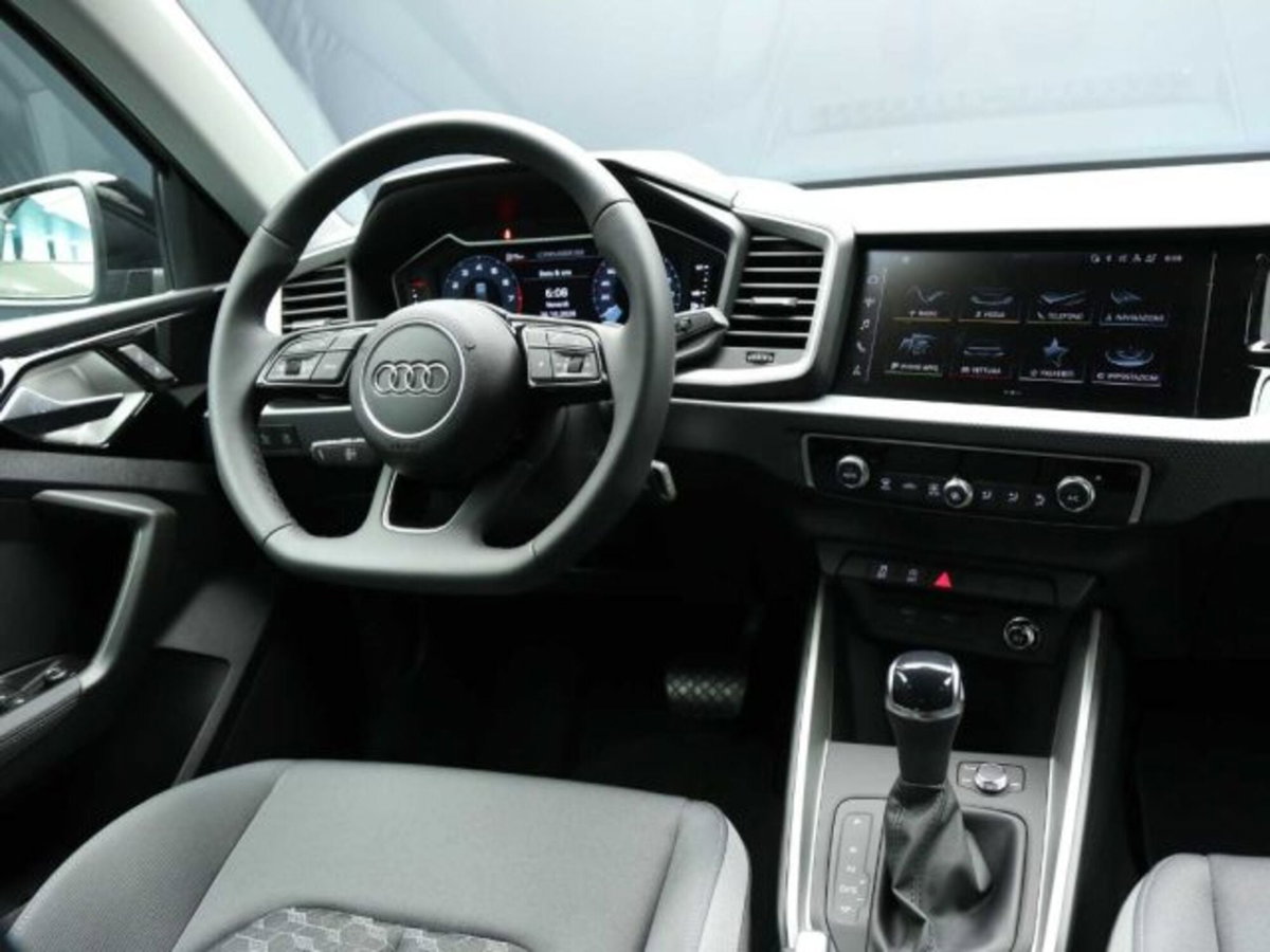 Audi A1 Sportback 30 TFSI S tronic S line edition (7)