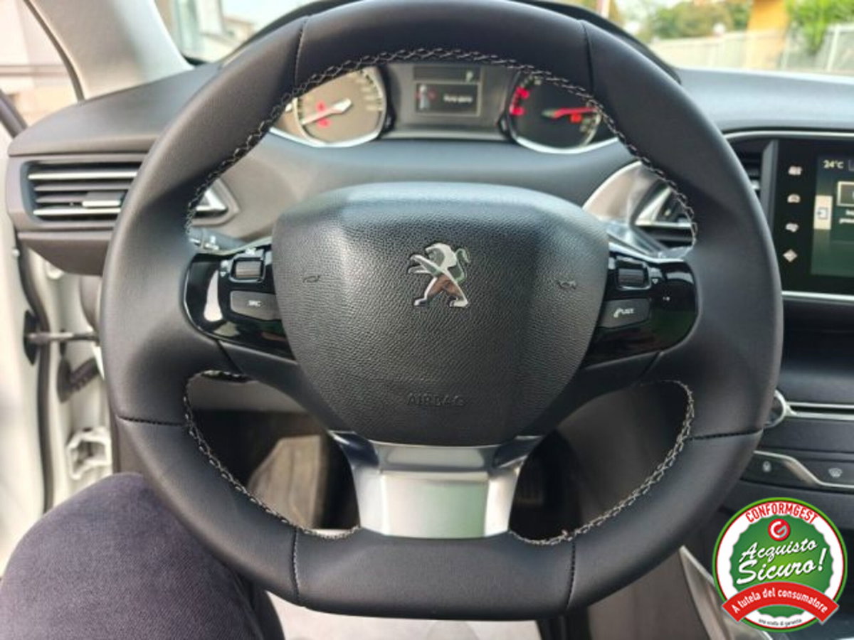 Peugeot 308 SW BlueHDi 120 S&S EAT6 Business (16)