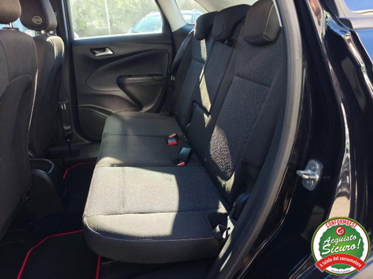 Opel Crossland X 1.2 12V Innovation (9)