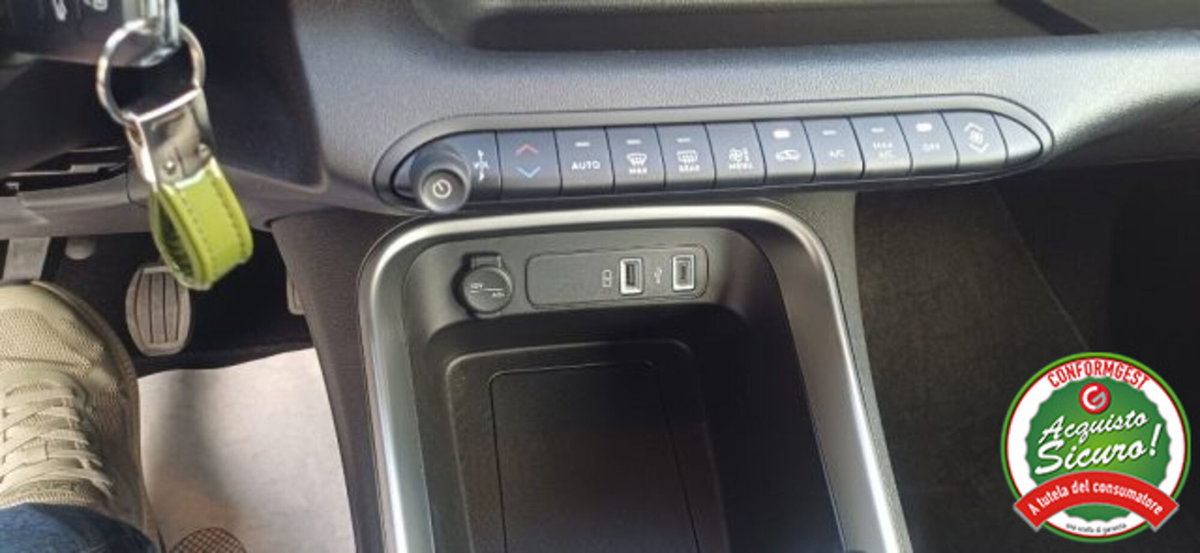 Jeep Avenger 1.2 turbo Longitude fwd 100cv (12)