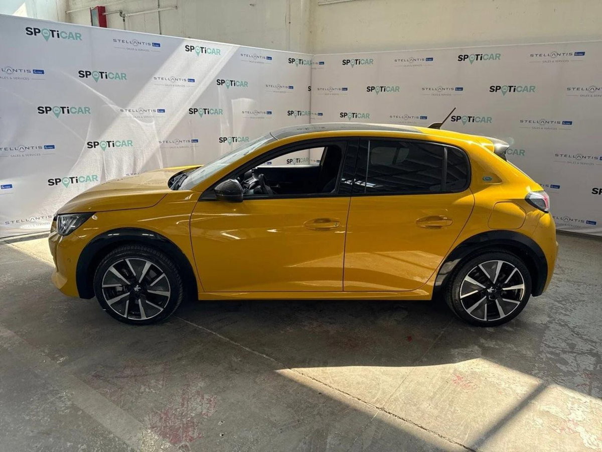 Peugeot 208 motore elettrico 136 CV 5 porte GT Pack (4)