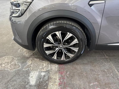 Renault Captur Plug-in Hybrid E-Tech 160 CV Techno (18)