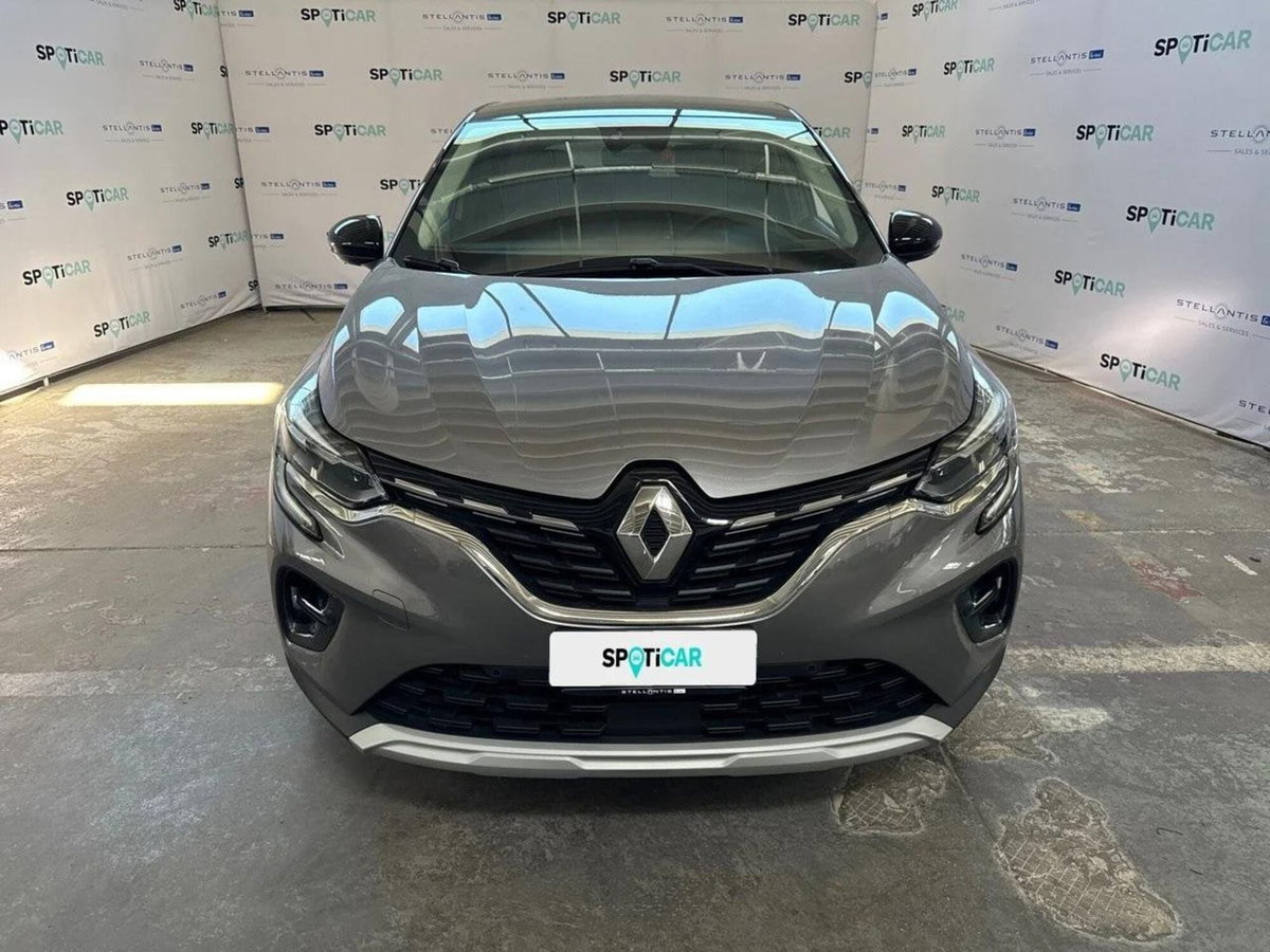 Renault Captur Plug-in Hybrid E-Tech 160 CV Techno (3)