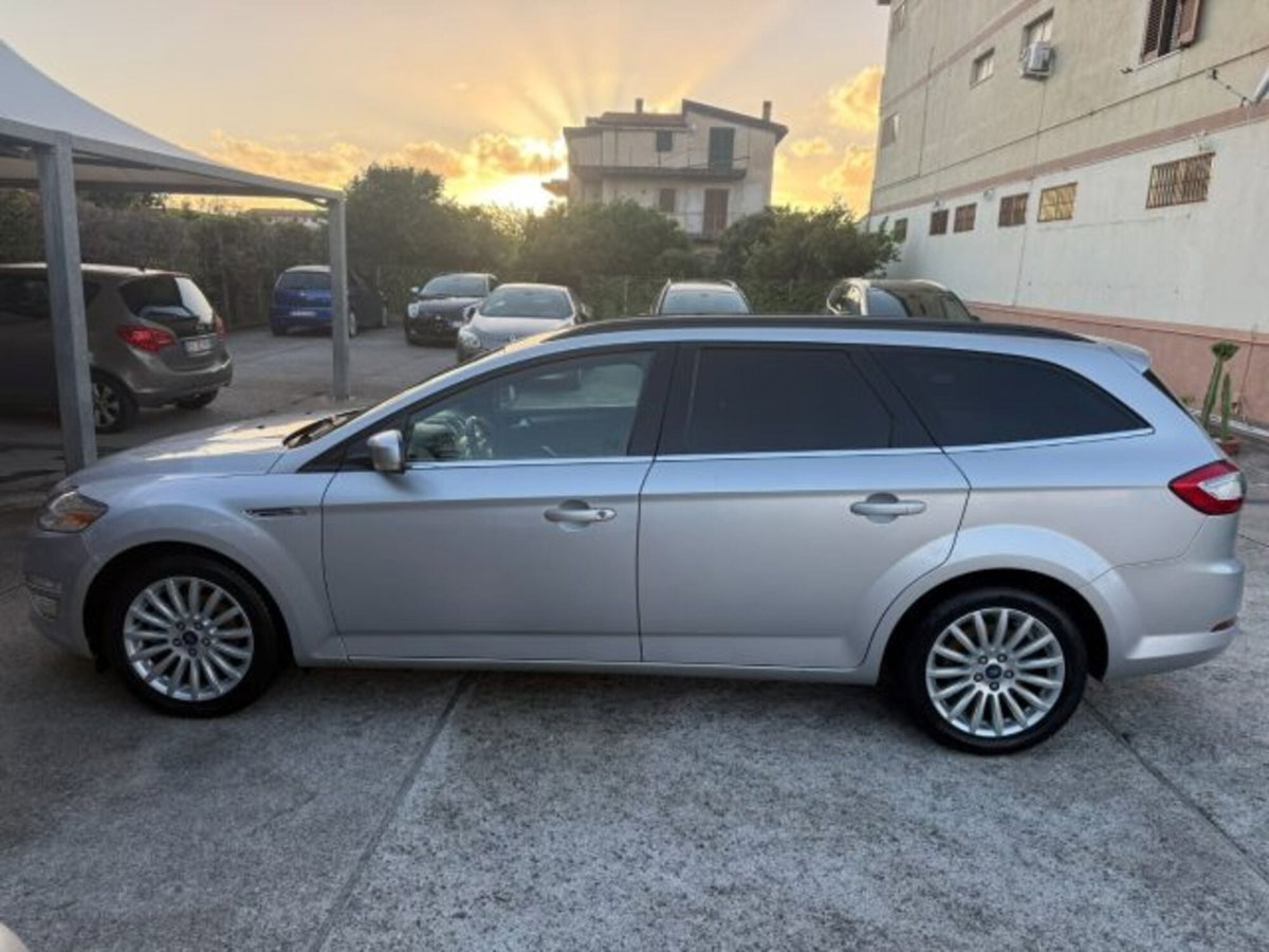 Ford Mondeo Station Wagon 2.0 TDCi 140 CV Station Wagon Nav Edition (9)