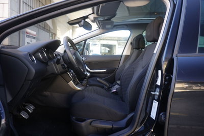 Peugeot 308 SW 1.6 THP 175CV Ciel GT (17)