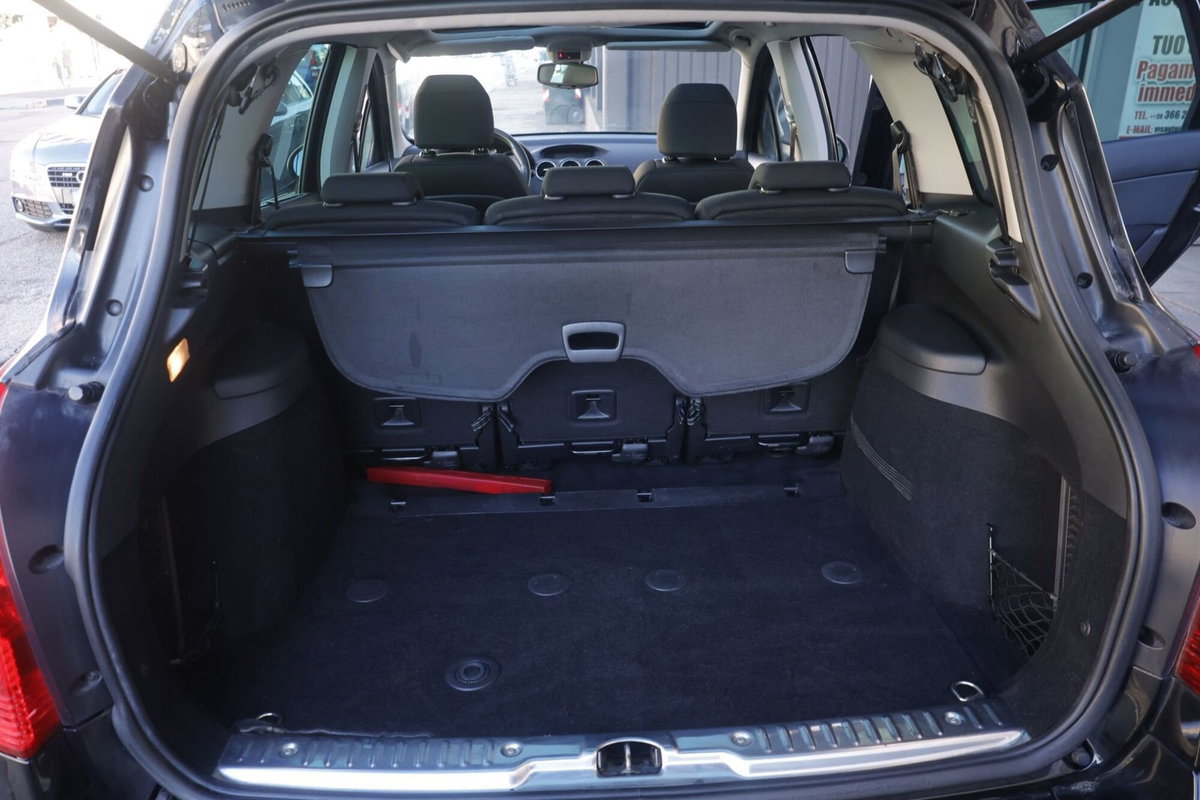 Peugeot 308 SW 1.6 THP 175CV Ciel GT (18)