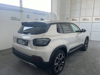Jeep Avenger 1.2 turbo Summit fwd 100cv (6)
