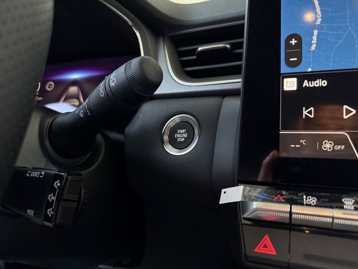 Renault Captur 1.2 eco-g Techno 120cv (15)