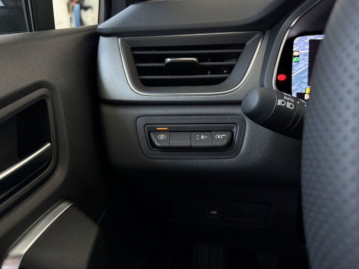 Renault Captur 1.2 eco-g Techno 120cv (18)