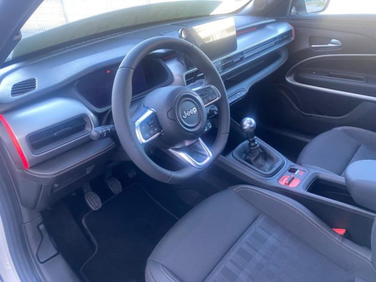 Jeep Avenger 1.2 turbo 85th Anniversary fwd 100cv (12)