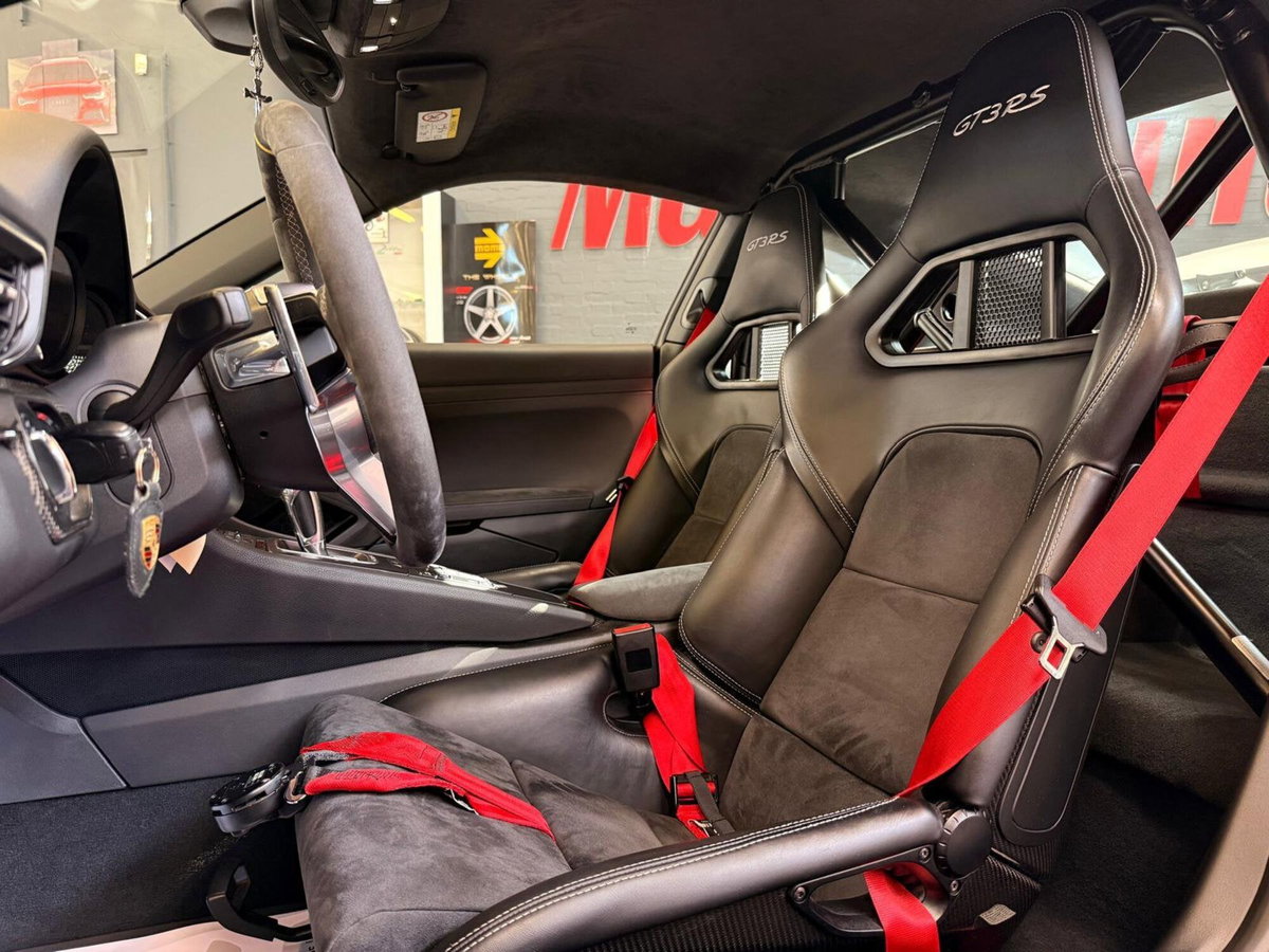 Porsche 911 Coupé GT3 RS 4.0 (13)
