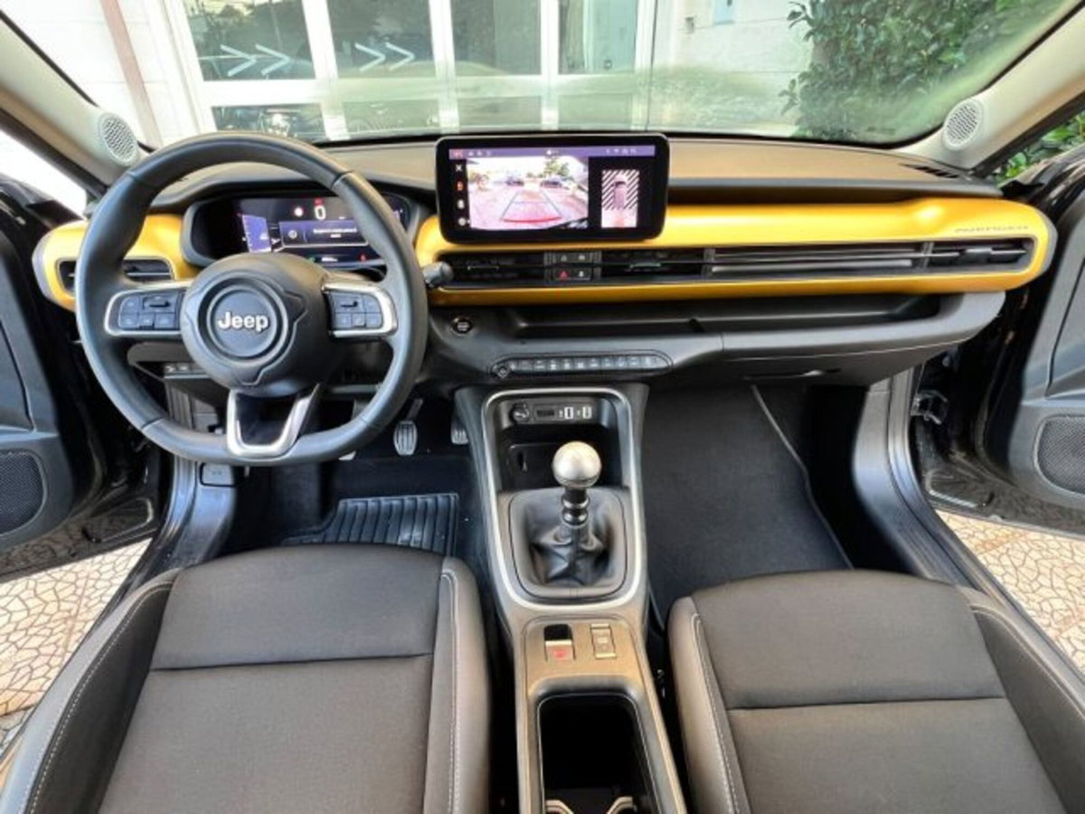 Jeep Avenger 1.2 turbo Summit fwd 100cv (12)