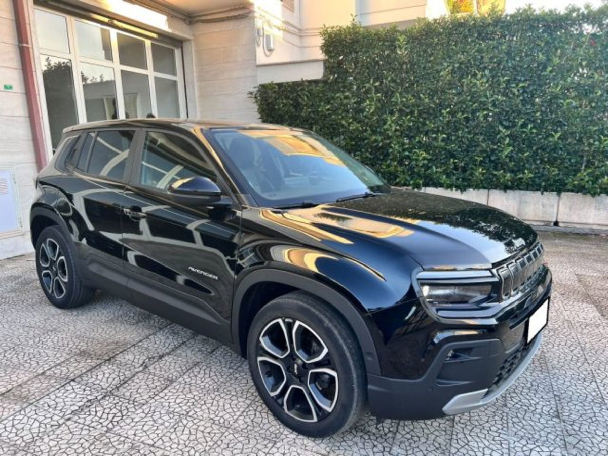 Jeep Avenger 1.2 turbo Summit fwd 100cv (5)