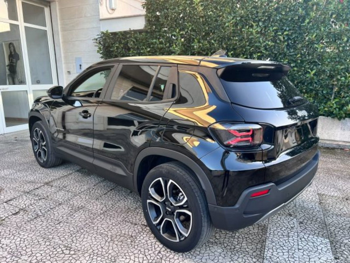 Jeep Avenger 1.2 turbo Summit fwd 100cv (6)