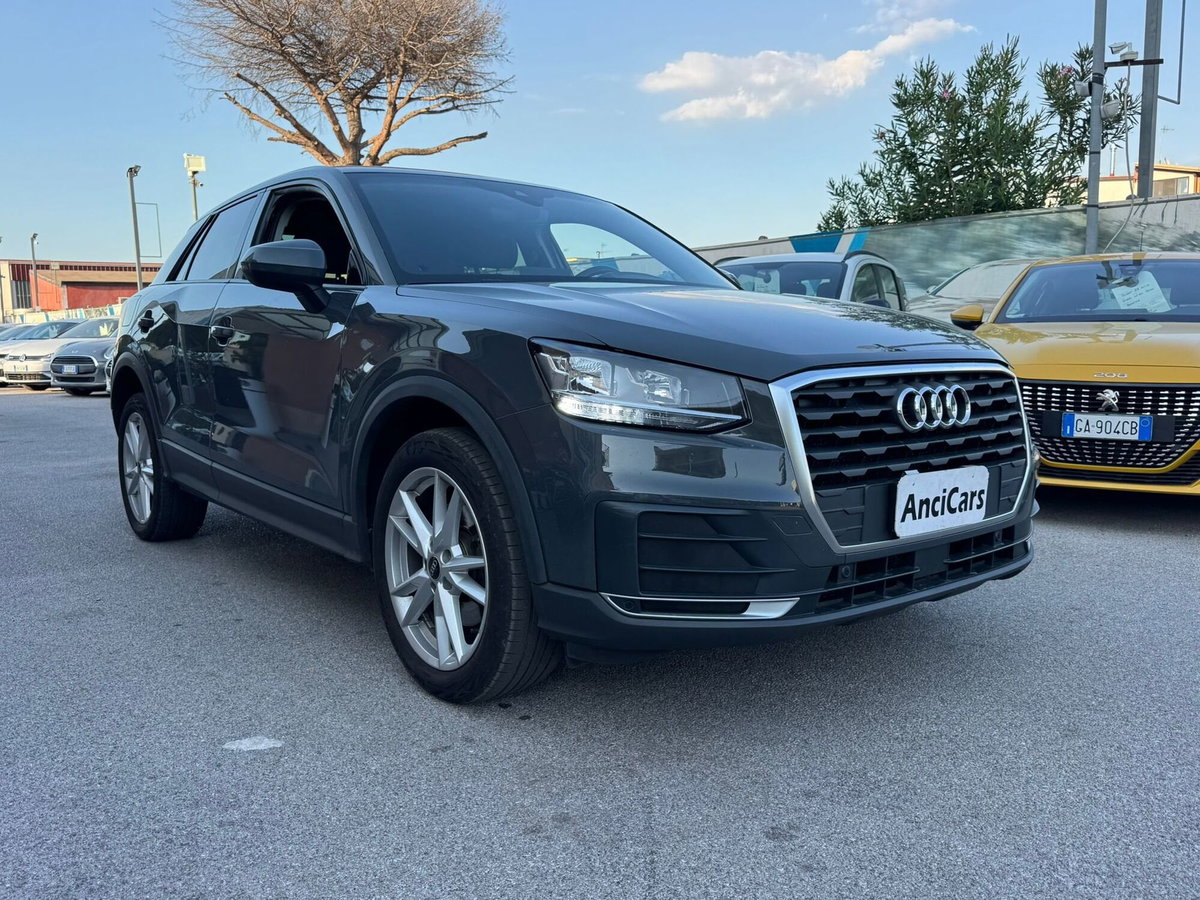 Audi Q2 Q2 30 TDI Business (2)