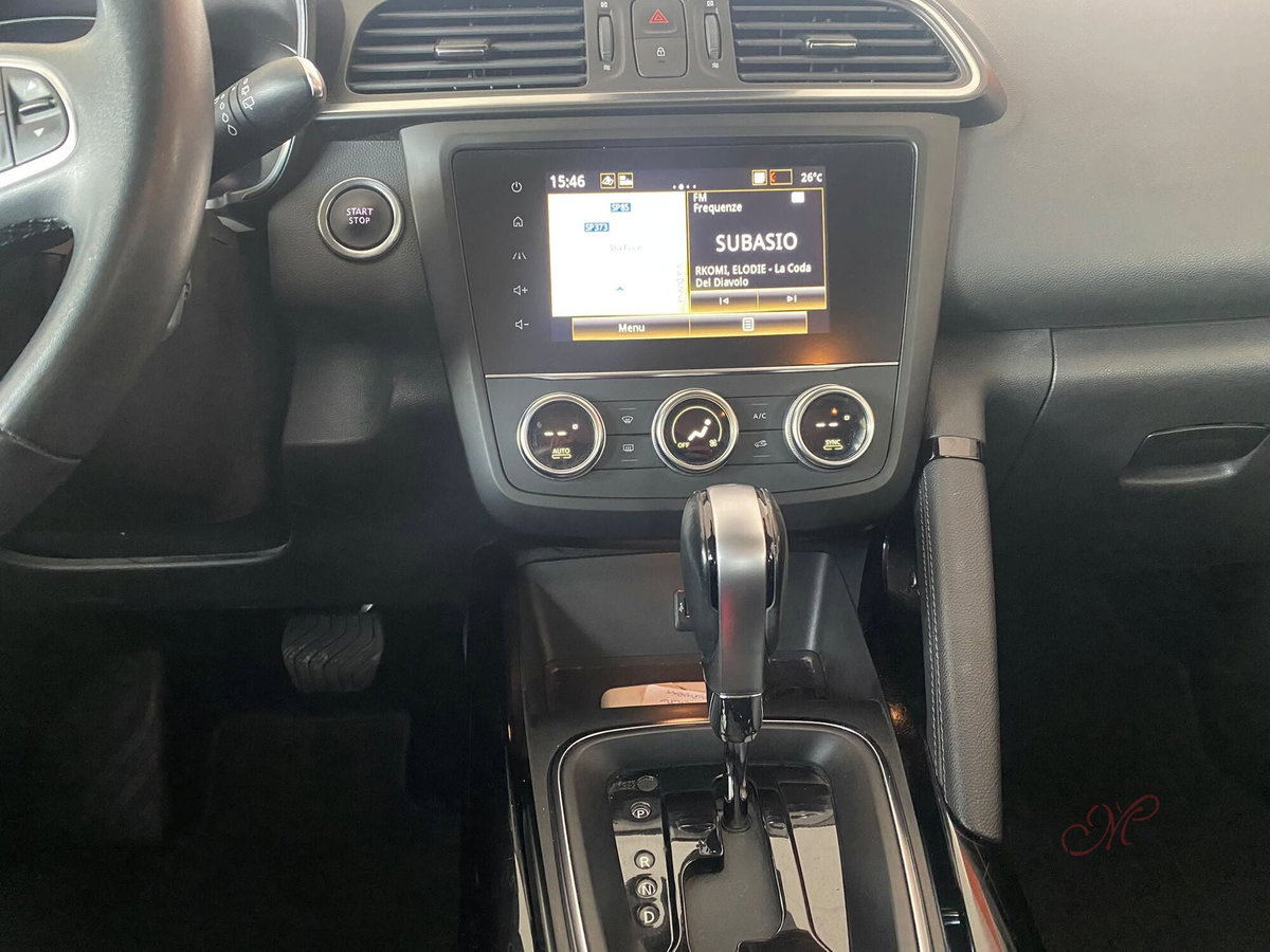 Renault Kadjar dCi 8V 115CV EDC Business (12)