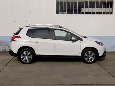 Peugeot 2008 100 Active (17)
