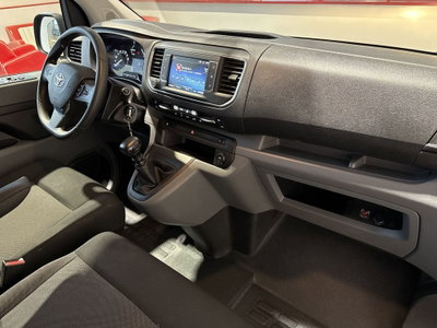 Toyota Proace Verso Verso 2.0D 14CV L2 D Lounge (18)