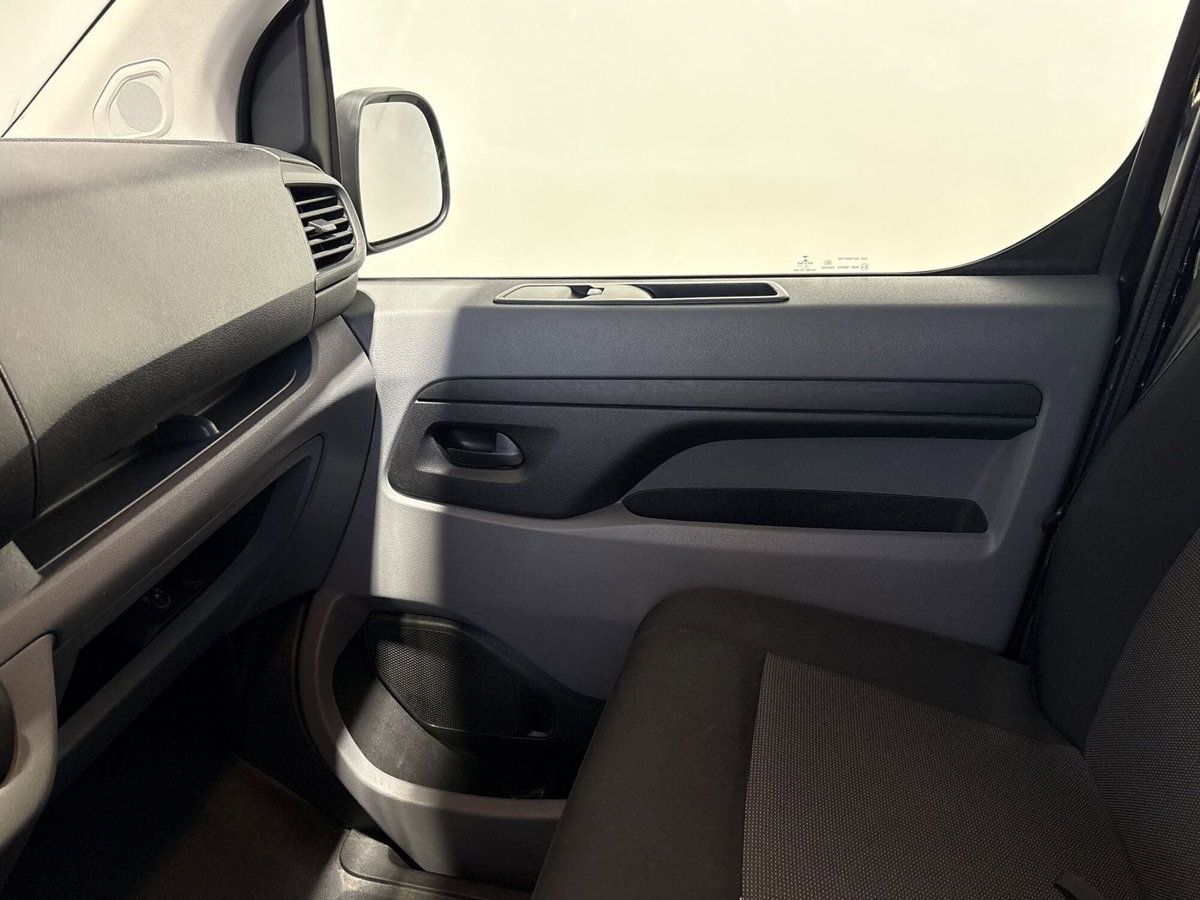 Toyota Proace Verso Verso 2.0D 14CV L2 D Lounge (20)