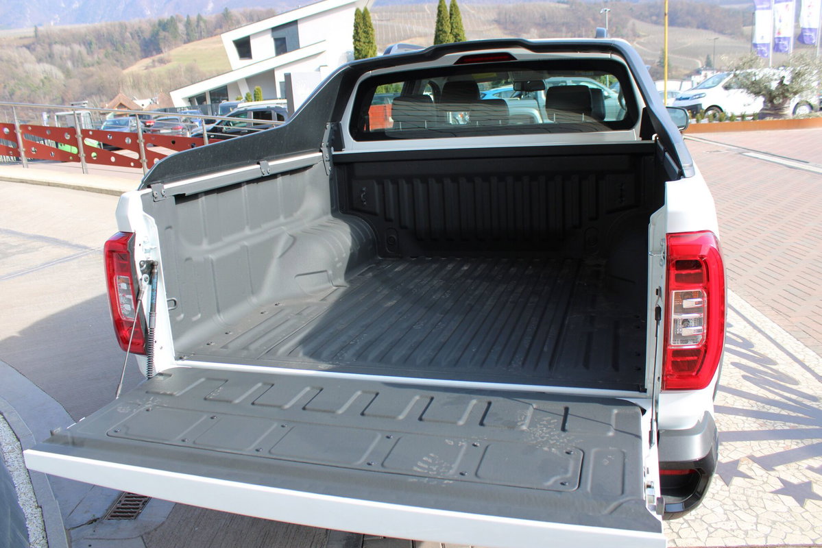 Maxus T60 2.0 Luxury awd 8at (8)