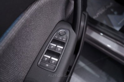 Renault Captur 1.2 eco-g Techno 120cv (10)