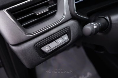 Renault Captur 1.2 eco-g Techno 120cv (12)