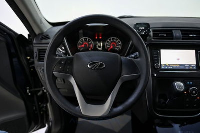 Mahindra KUV100 1.2 K8 m-bifuel (7)