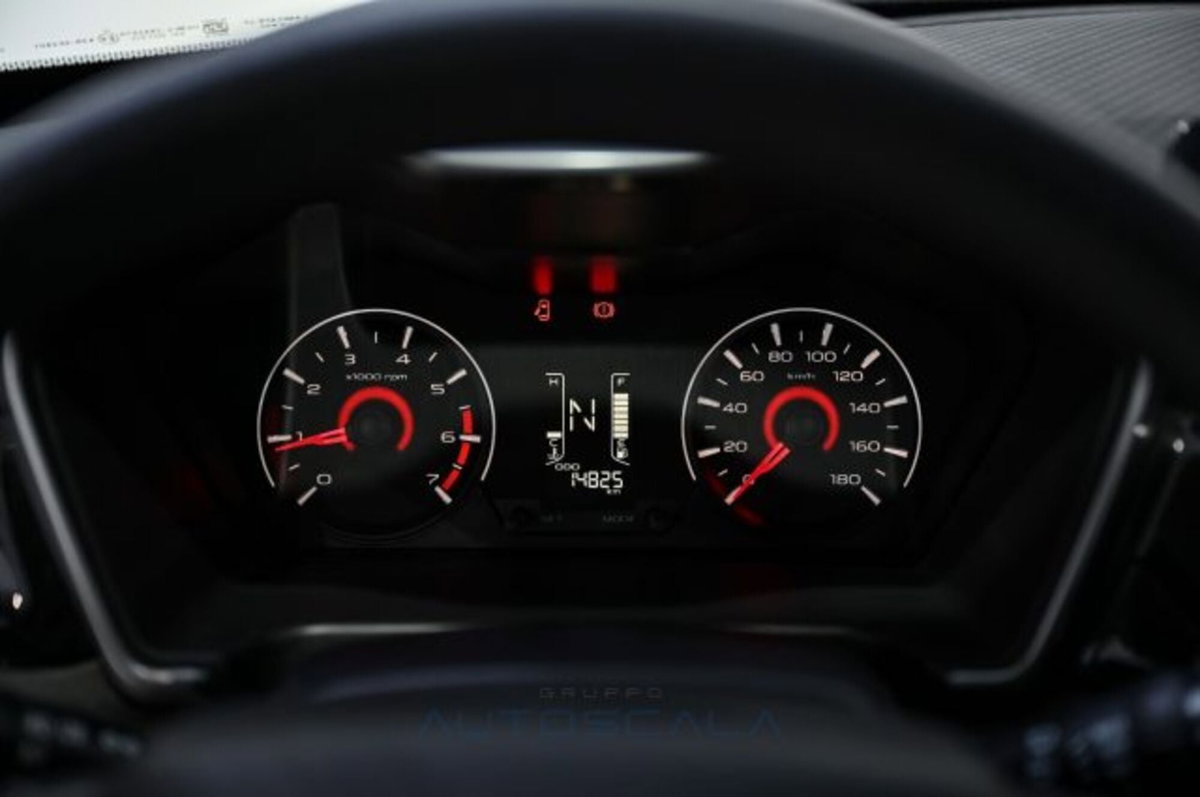 Mahindra KUV100 1.2 K8 m-bifuel (8)