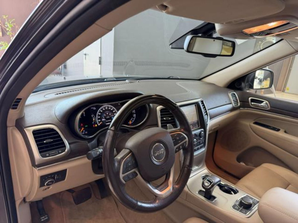 Jeep Grand Cherokee 3.0 V6 CRD 250 CV Multijet II Overland (13)