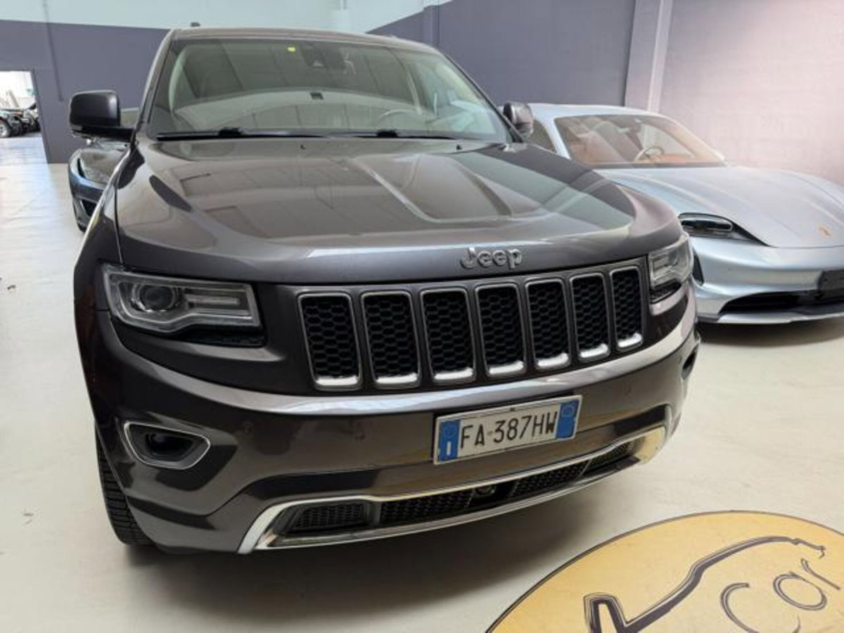 Jeep Grand Cherokee 3.0 V6 CRD 250 CV Multijet II Overland (17)