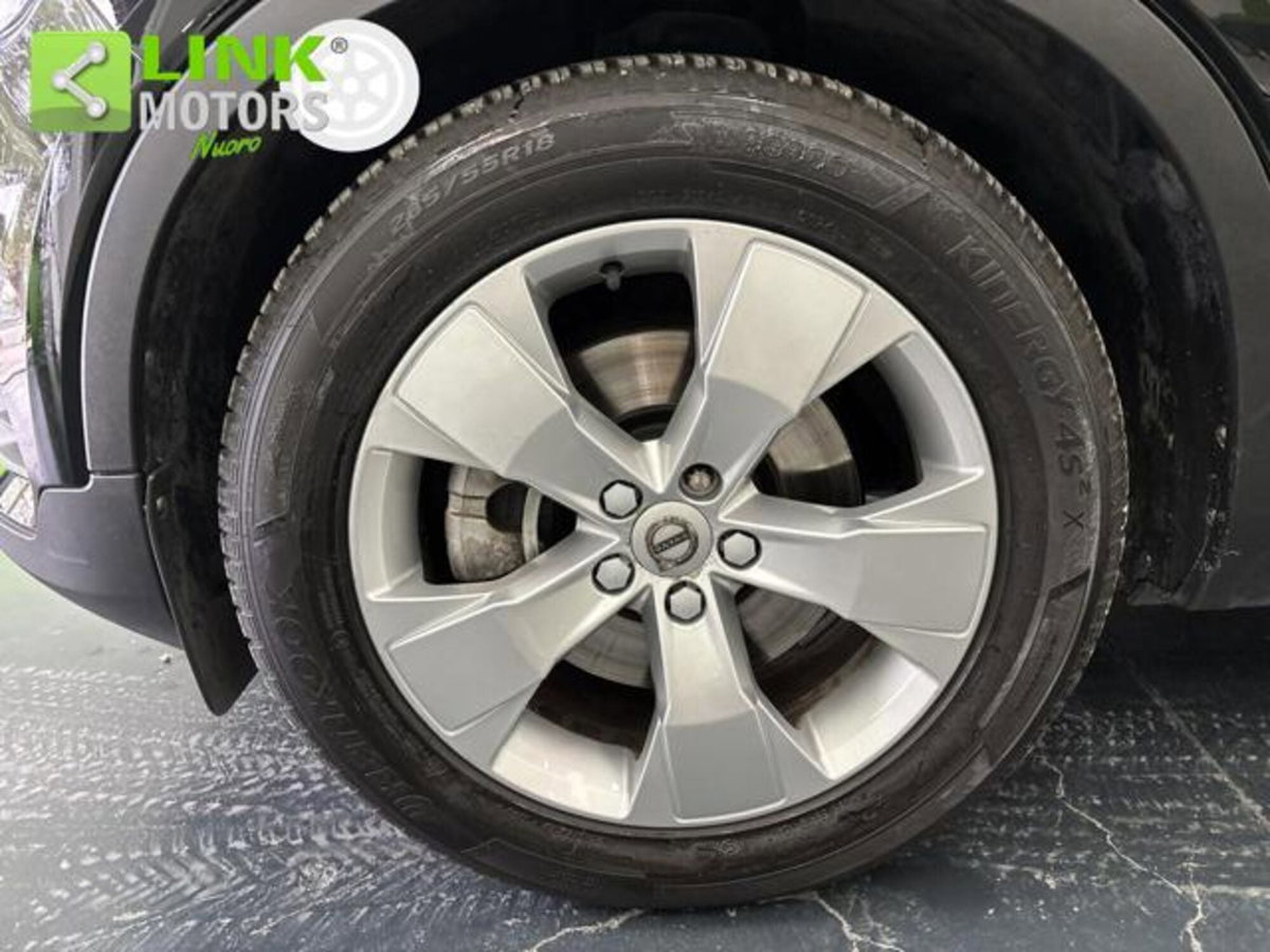 Volvo XC40 D3 AWD Momentum (10)