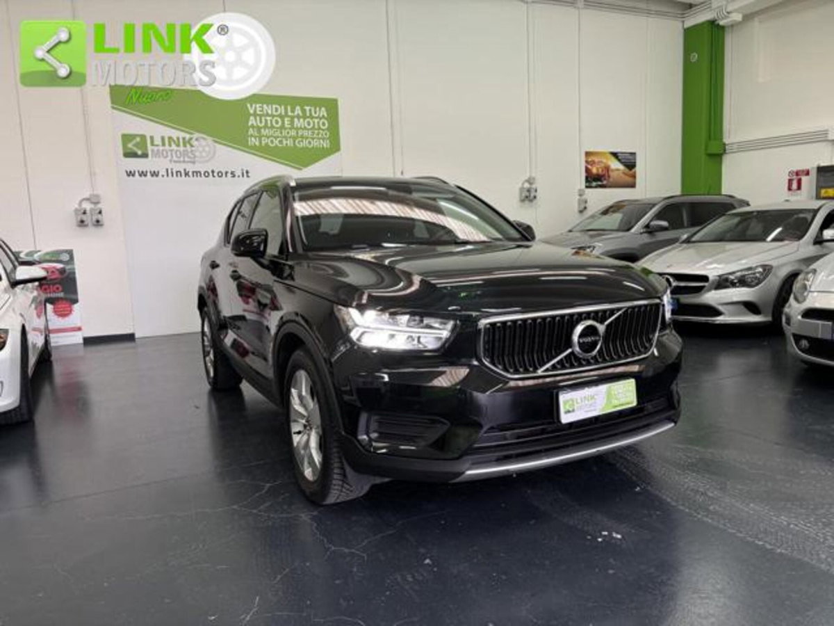 Volvo XC40 D3 AWD Momentum (7)