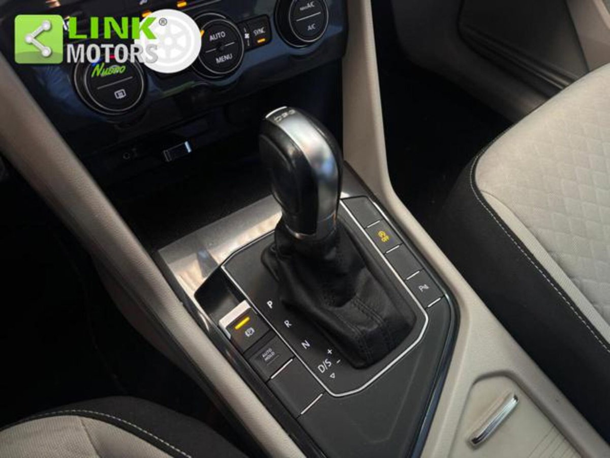 Volkswagen Tiguan 2.0 TDI 150CV 4MOTION DSG Sport & Style BMT (17)