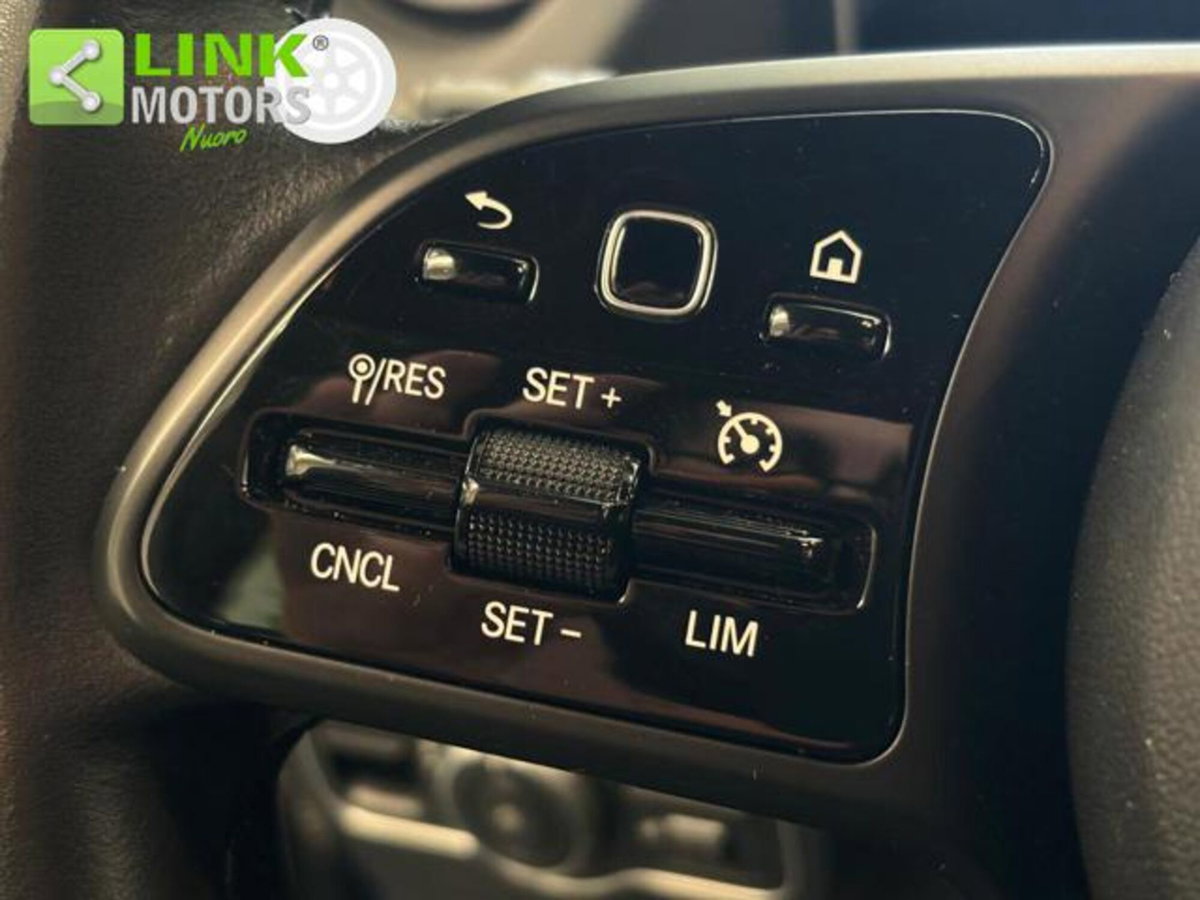 Mercedes-Benz Classe B 180 d Automatic Executive (15)