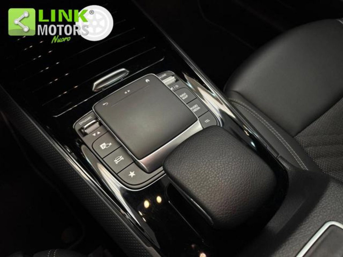 Mercedes-Benz Classe B 180 d Automatic Executive (18)