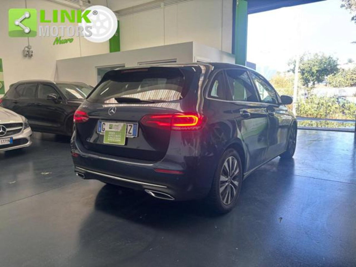 Mercedes-Benz Classe B 180 d Automatic Executive (4)