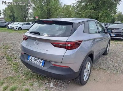 Opel Grandland 1.5 diesel Ecotec aut. Business Elegance (4)