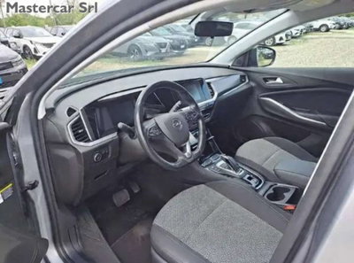 Opel Grandland 1.5 diesel Ecotec aut. Business Elegance (6)