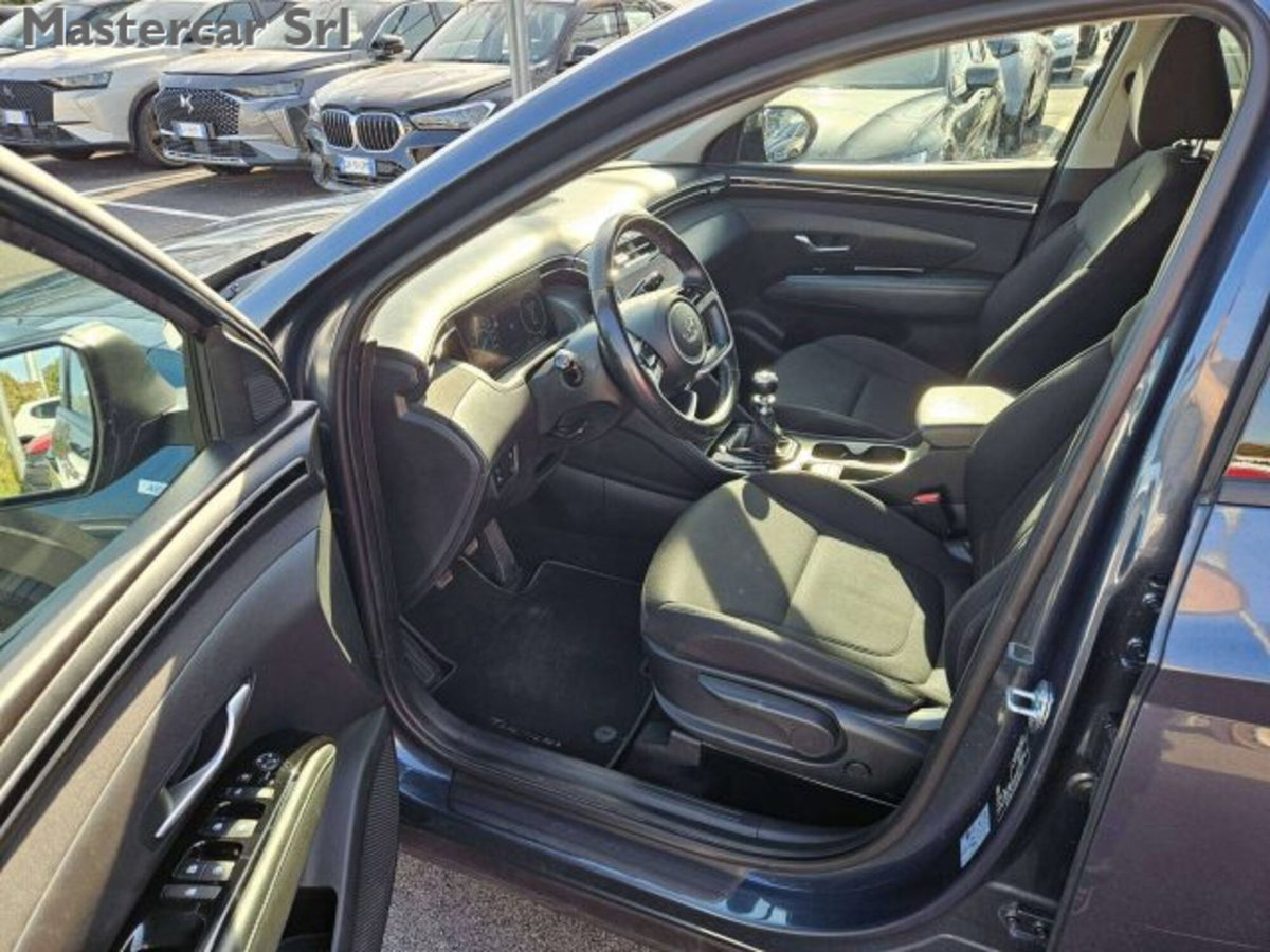 Hyundai Tucson 1.6 crdi 48V Xline 2wd dct (11)