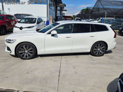 Volvo V60 T6 Recharge AWD Plug-in Hybrid Inscription (3)