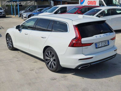 Volvo V60 T6 Recharge AWD Plug-in Hybrid Inscription (4)