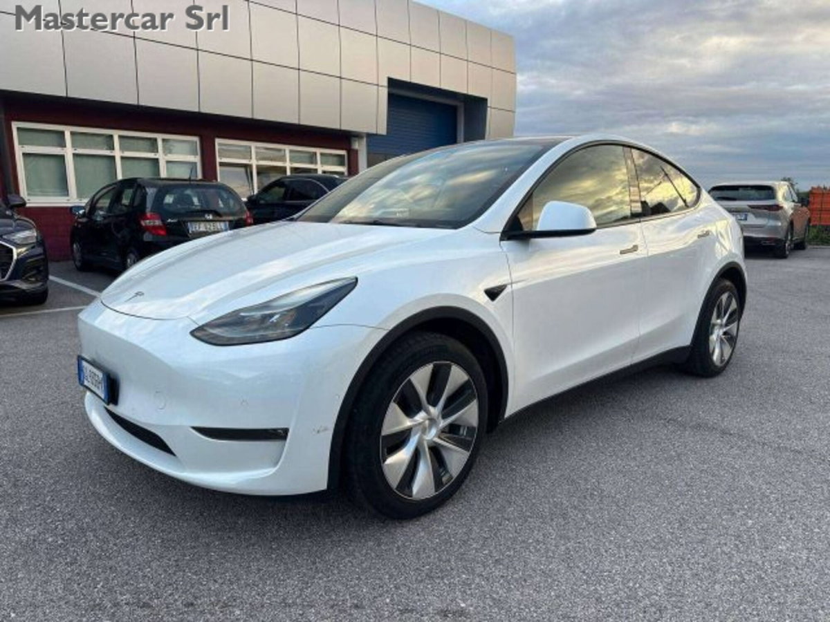 Tesla Model Y Long Range Dual Motor awd (2)