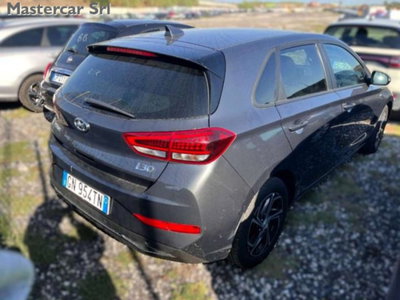 Hyundai i30 1.0 t-gdi 48V Prime 120cv dct (8)