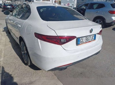 Alfa Romeo Giulia 2.0 Turbo 200 CV AT8 Sprint (3)