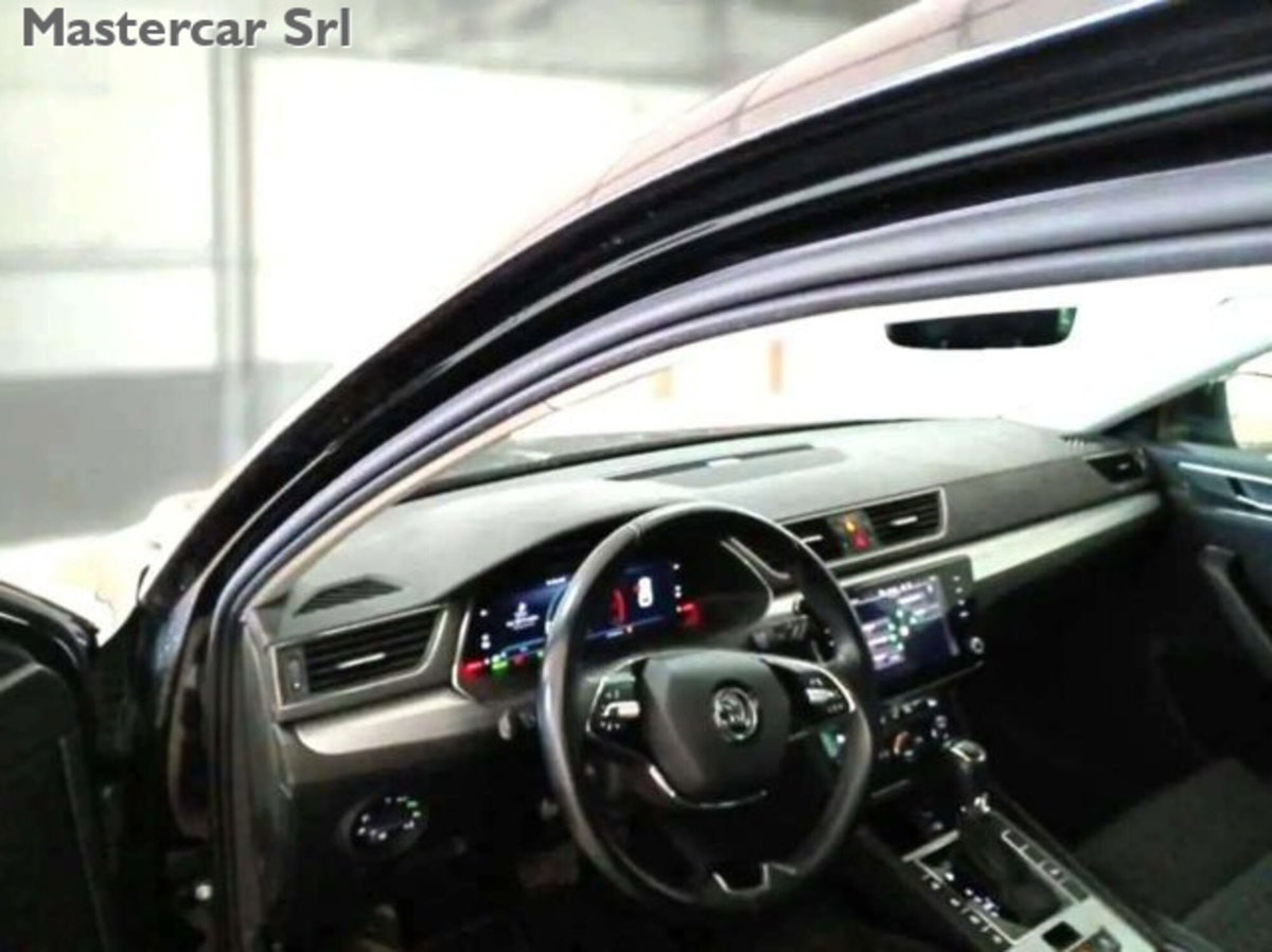 Skoda Superb Station Wagon 1.4 TSI ACT DSG Wagon Executive (10)
