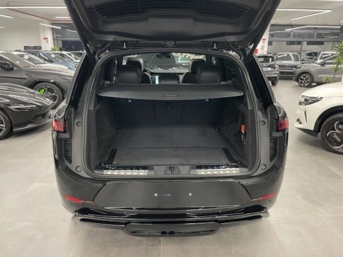 Land Rover Range Rover Sport 3.0D l6 300 CV HSE Dynamic Stealth (4)