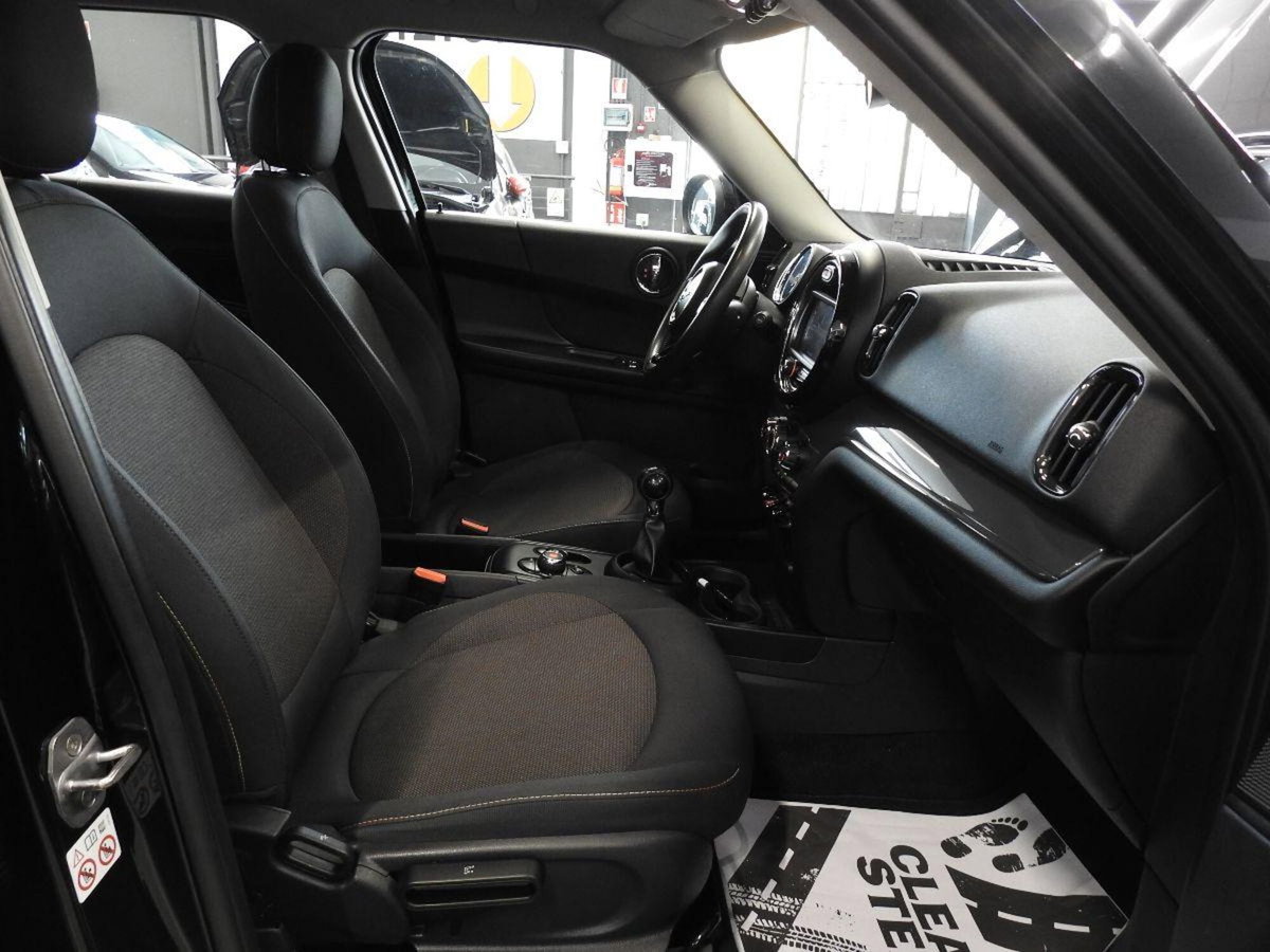 MINI Mini Countryman 1.5 One Hype Countryman (16)