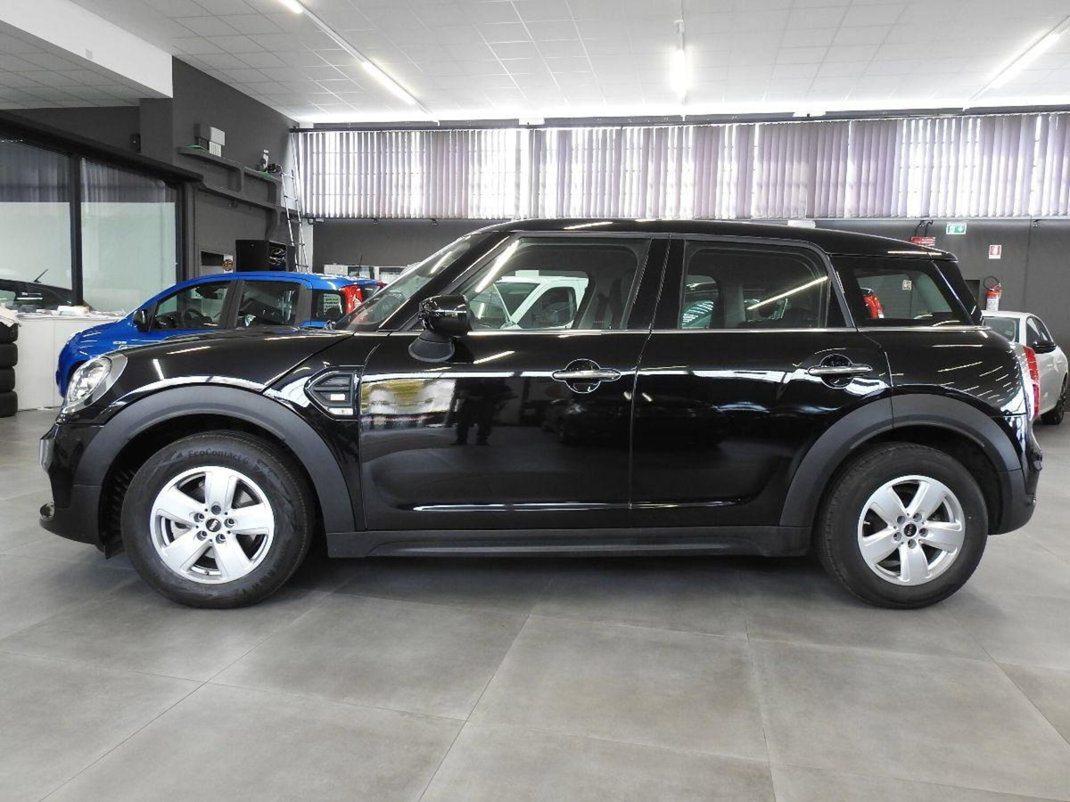 MINI Mini Countryman 1.5 One Hype Countryman (2)