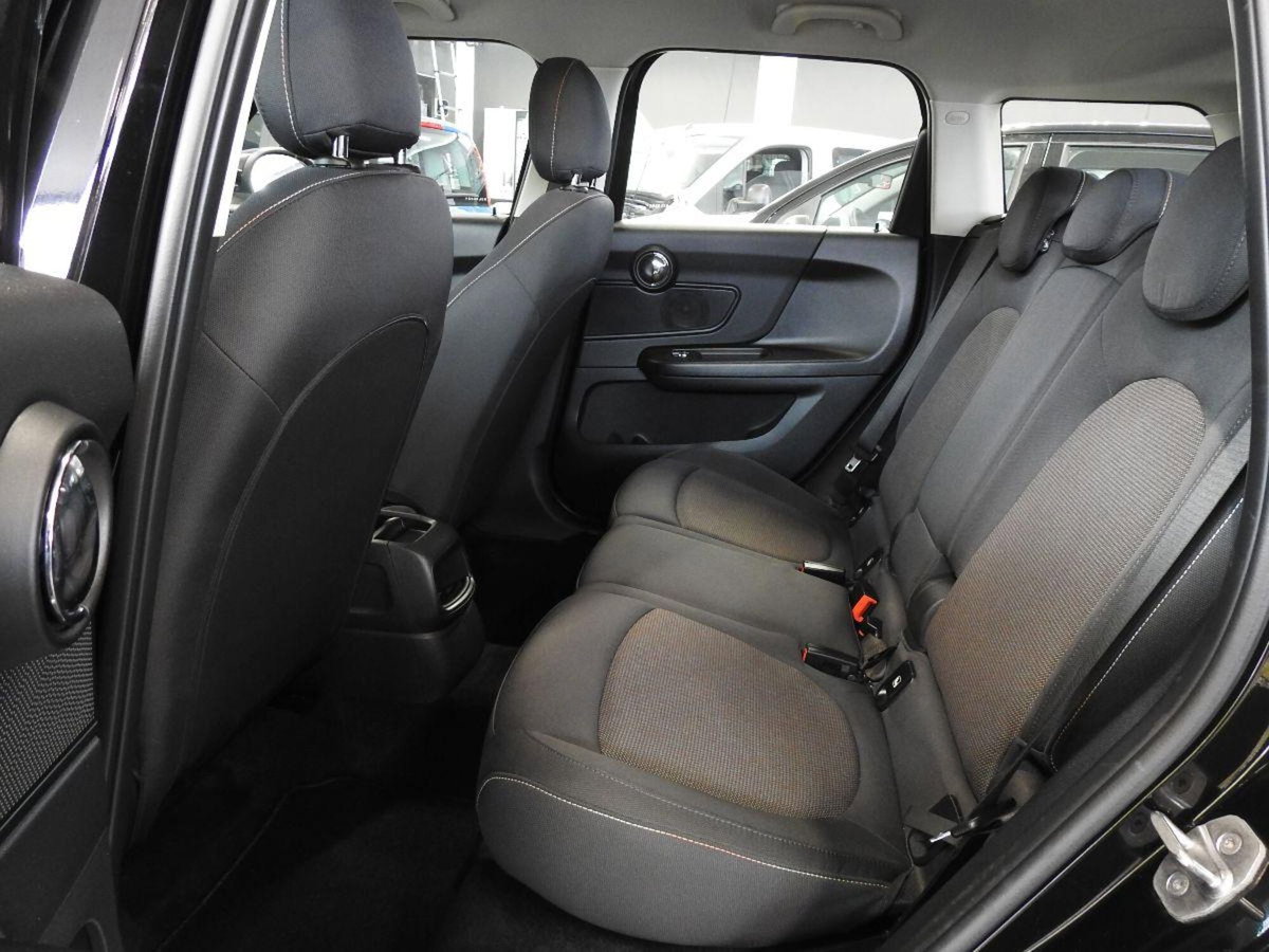 MINI Mini Countryman 1.5 One Hype Countryman (20)